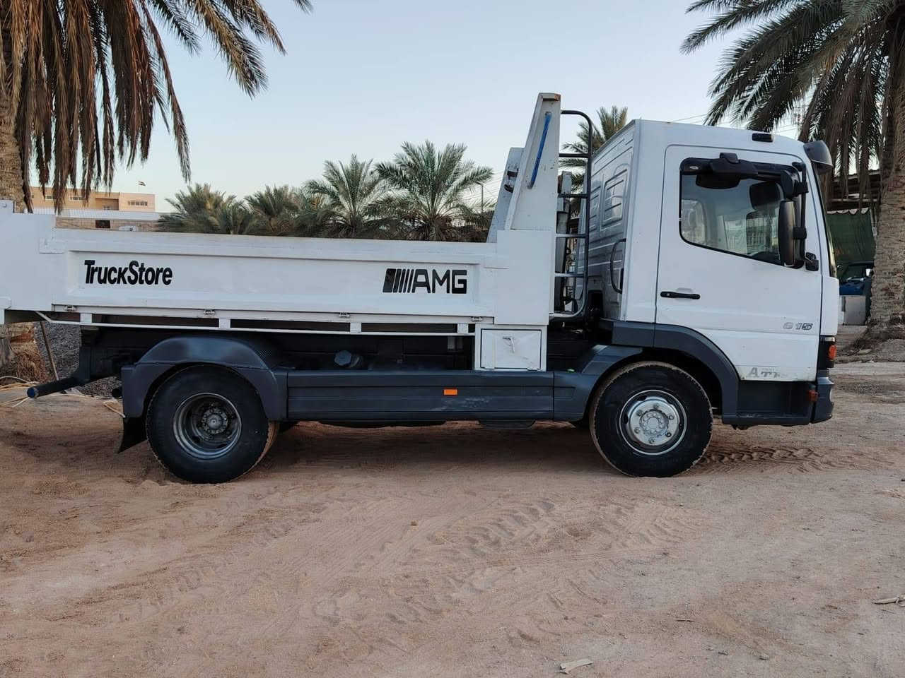 اتيكو قلاب جاهزه تخم تاير مكينه ١٨ حداديه جديد تخم تاير مراوس ب هينو قلاب مداور مباشر اتصال عل الرقم *********** مكان كربلاء
