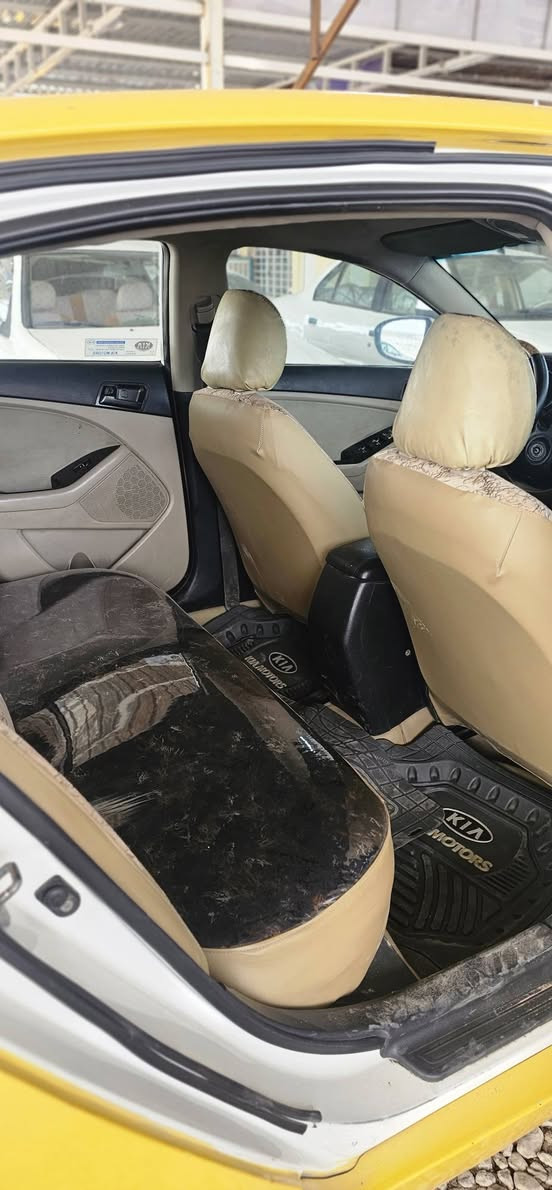 السلام عليكم للبيع كيا اوبتيما موديل 2012 خليجية مكينه 2400 غاز بانزين رقم بابل بااسمي مصفره هيئة وغرامات سنويه ل٢٧ مكفوله من الضربه والتبديل عدا البنيد مرغه براغيه والجامق مرغه براغيه السعر125 وبيها مجال مكاني الديوانيه تلفون ***********
