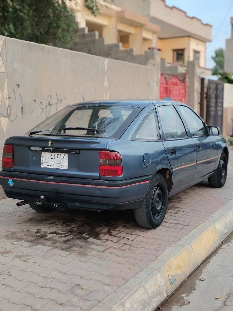 السلام عليكم اوبل فكتره موديل 89 رقم صلاح الدين مشروع وطني دفتر بنزين بيها شرط التحويل صدر تايرات كلو شرط كير شرط كهربايات شغاله حجم 20 سياره نضيفه بدون ضربه بدون خياسات صبغ عام للجماليه فقط السعر 31وبيها مجال قليل للتوصل *********** كركوك, العراق
