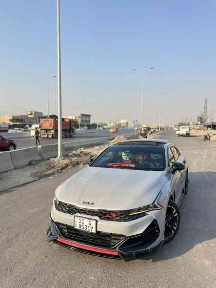 لسلام عليكم شباب
K5 جيتي لاين
موديل23
محرك 1600 تيربو
لون سمنتي
داخل احمر 
رقم بغداد بّــ اسمي تحويل ثاني يوم
السياره عليها كت كامل رياضي
مابيها نقص برغي عدا الرادار الامامي جديده وعلى ايدي
ماشيه 59 الف ميل
حادثها جامرلغ السكن مبدل ومصبوغ
وتعديل شبرين بّــ البنيد ومصبوغ داير البنيد وبيها شبر بّــ الجنطه هنا نطخت عندي مأشر عليها السياره بدون دواخل بدون شواصي وبدون ايرباك تاخذ السياره تترحملي عليها
صور الحادث بّــ المنشور 
مكاني بغداد
سعرها 212 وبيها مجال
هذا رقمي ***********

الكلمه الطيبه بيها فايده احسن من التعليق السلبي والكل على راسي🤝
