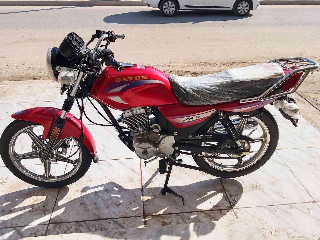 سلام عليكم دايون عضم موديل 2017مخزنه لل25 كفاله عامه من كلشي كله بلاد أو دراجه مرتبه من البرغي للبرغي كفاله صالنصه كاتم السعر خاص عنوان كربلاء ملحق ***********بل خدمه
