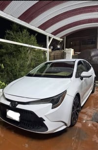 كورلا 2021 (مستعجل ع بيعتها وسعر مناسب) لون ابيض معوقين بغداد  مواصفات...