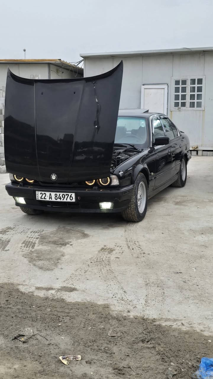 سلام عليكم BMW 525 وارد ياباني مسكر عدل. موديل 1992 كير ياباني مواصفات : فتحه شغاله جام 4 كهرباء ستيرن كهرباء:  منضومة زنون كامله + ضمان:  سياره عليها ادامه كامله داخله هزه جديد برغي مناقصها حداديه علي طول السياره تايرات جدد ضمان سنه كير مكينه شرط تبريد ثلج. السياره بأسمي ; تاريخ الهزه 2027: السنويه تنتهي تاريخ 2030 : السياره جاهزه على اخر حبايه مال جناي فقط السعر 70 وبيها مجال للشراي عنوان بغداد رقم اربيل:  رقم صاحب السيارة / ***********
