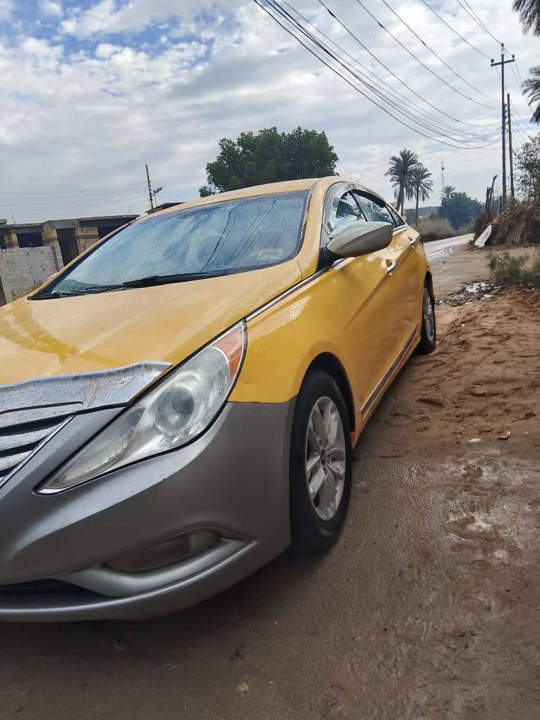 السلام عليكم
سوناتا 2011 وراد امريكي 
گير محرك كفالة رقم ناصرية سنوية جديدة تنتهي لل 2030 
ضربتها جاملق وبنيد سعرها 90 وبيها مجال قليل حگ الجية 
مكاني البصرة الجزيرة (مكلف بالنشر) 
رقم راعي السيارة للأستفسار ***********
