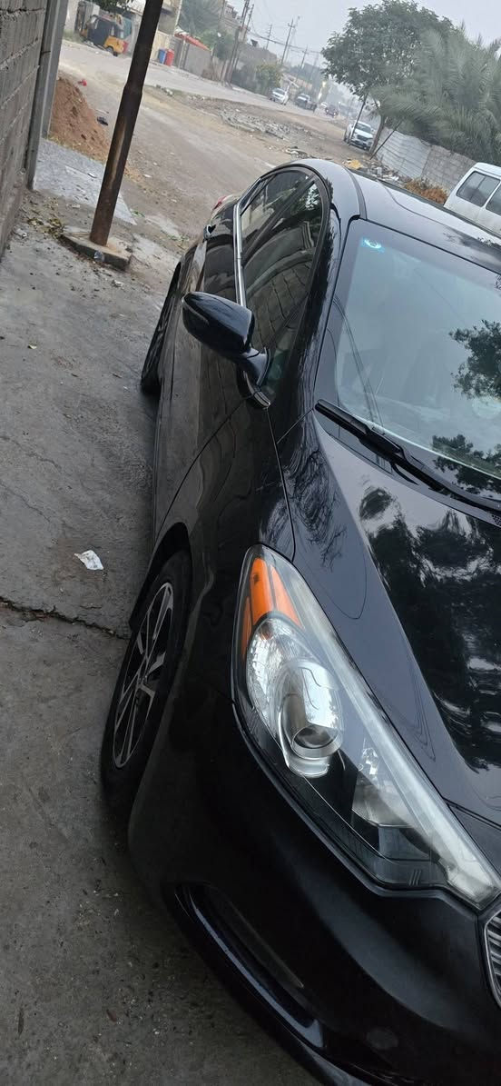 سلام عليكم كيا فورتي 16 وارد أمريكي حادث سرقه دعاميات + جاملغ ايمن امامي مكينه 2000 السياره فول مواصفات EX بصمه  كير مكينه كفاله حداديه خير من الله سعر 123 وبيه مجال رقم ***********
