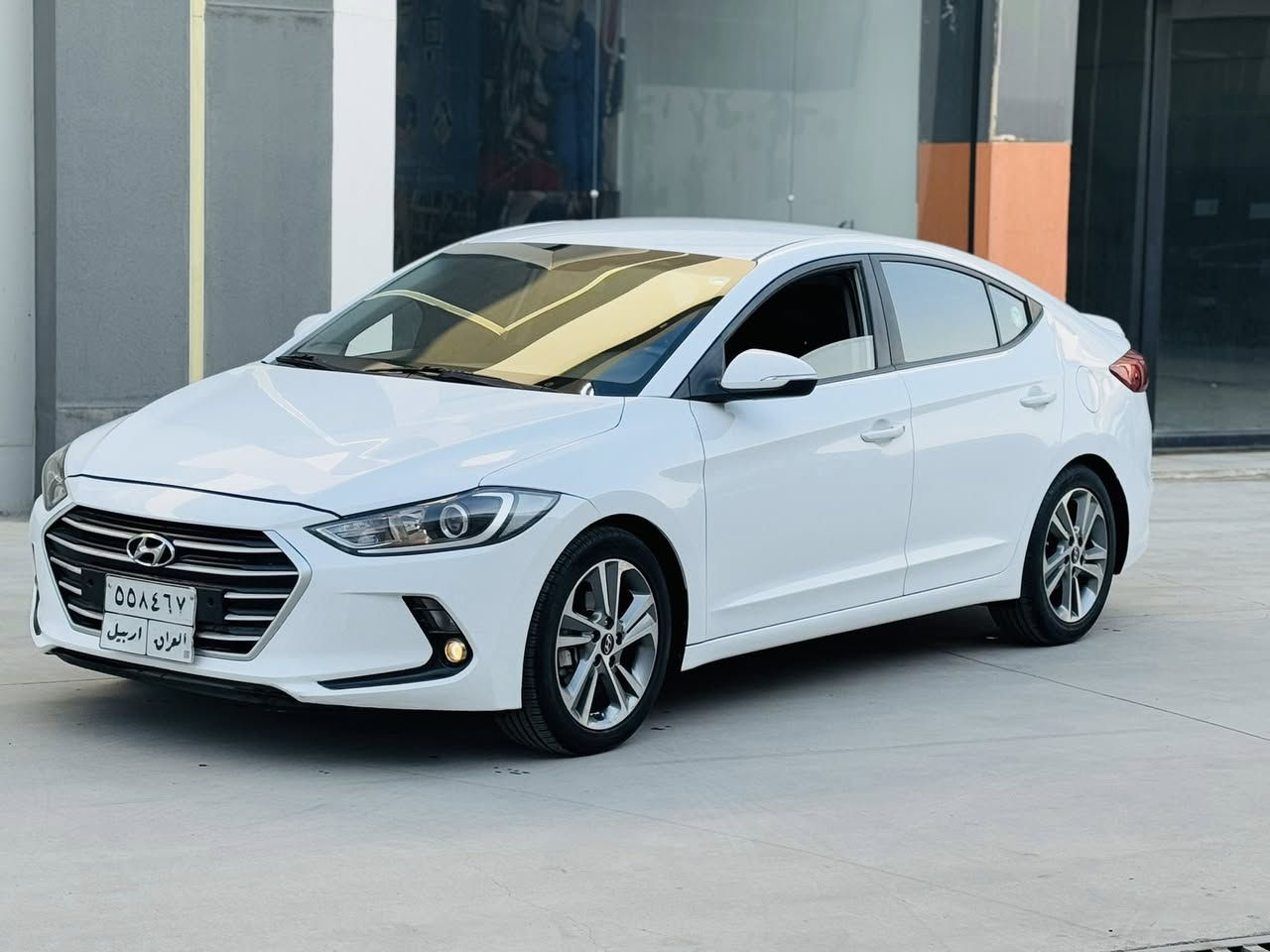 السلام عليكم البيع افانتي 2017 محرك وكير بشرط طخم كلو بشرط. ضرر فقط جاملخ رش خلفي بدون دواخل.  بجم كبس كابون بانزين سياره بسمي شرط التحويل السعر 130 وبيها مجال بسيط جدا ***********  ***********
