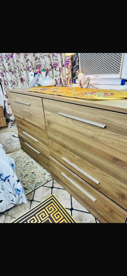 الســــلام عليــكم عندي غرفــه للبيع تركيه بيها ضرر بسيط إلجامه مكسوره شويه مال باب الكنتور اريدها ب ٢٥٠ قفل


**إذا كنت صاحب هذا الإعلان وتريد حذفه لأي سبب، رجاءا أرسل رسالة إلى الدعم الفني**