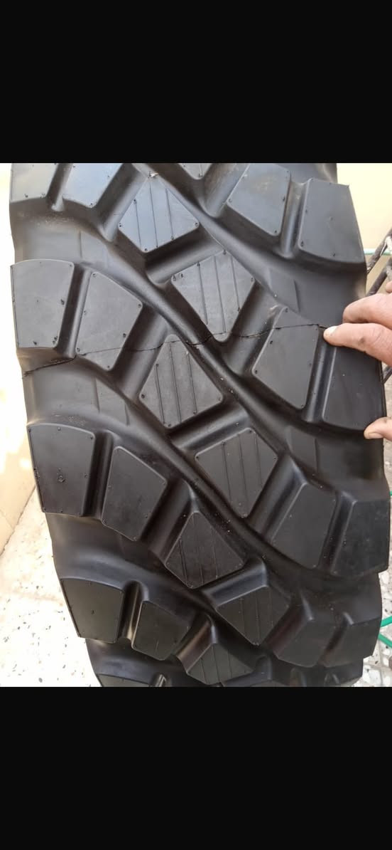 بو فروشتني تايى باجر و jcb و شوفل    ***********
لبيع جميع الاطارات شفل وjcb وباجر  ***********  
 گيانده ن بردسته                                 واتساب و فايبر
به نرخي گونجاو
 بسعر رخيص
1600/20 1400/20 395/85/20 365/80/20 335/80/20 20.5/25 23.5/25 26.5/26
