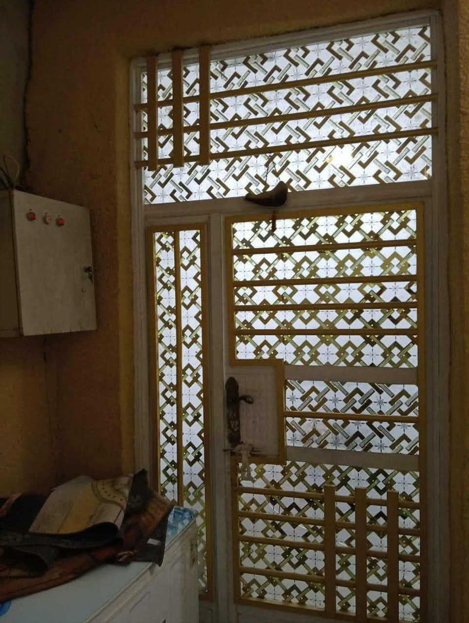 بيت للبيع زراعي سند بغداد التاجي حى الحسن العسكري قريب مدرسه التاجي مساحة 75متر مسلح قاط غرفه نوم واستقبال وحولى ومطبخ وحمام داخلي واستارة وبيتونة بناء طابوق عالي عن الشارع مجاري تكرم للبزل تم الرد خاص ***********
