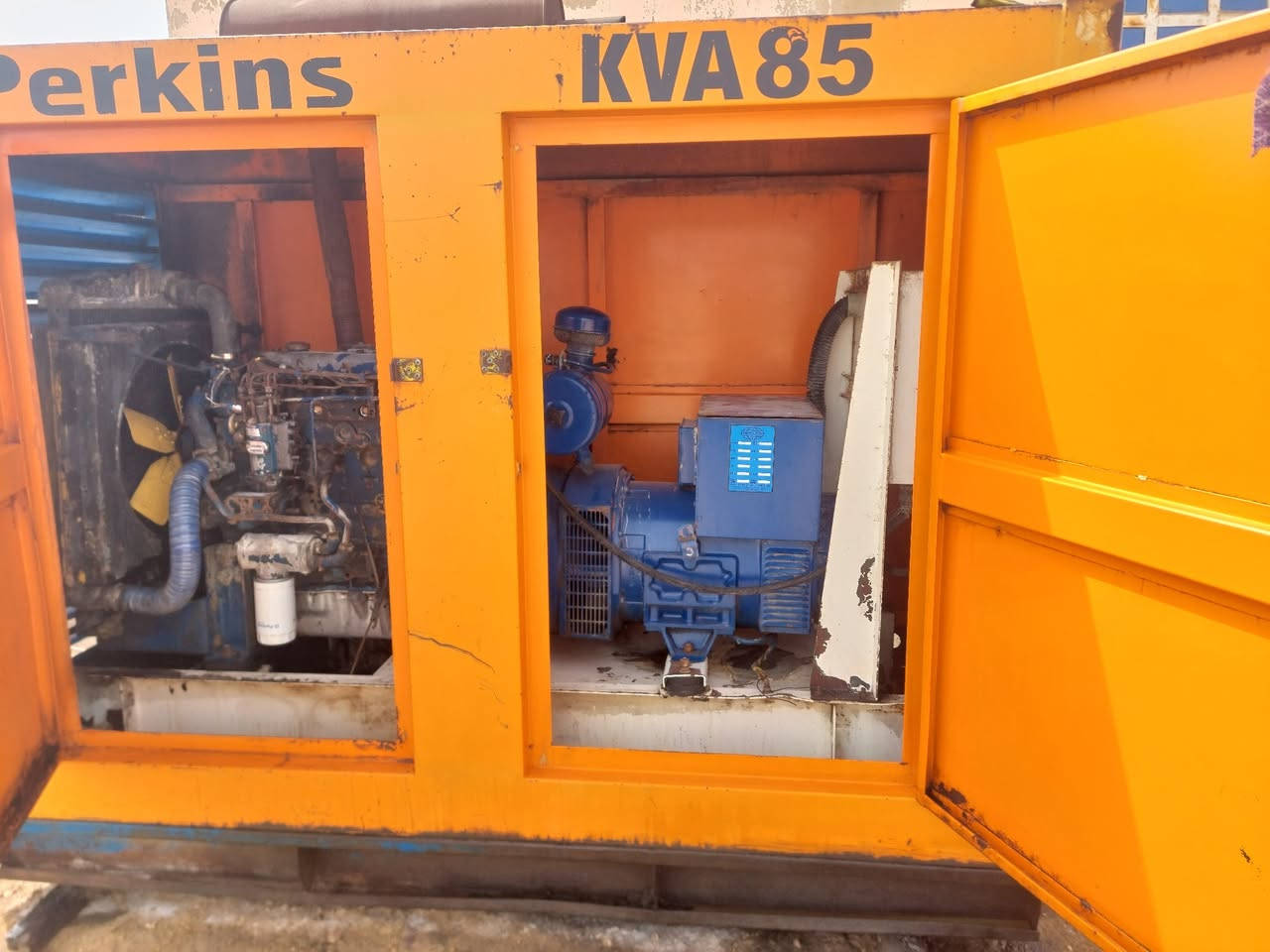 بيركنز ٨٥ كي في انكليزي  FG WILSON   شرط الشغل السعر  ٥٠ ورقه المكان محافظة واسط


**إذا كنت صاحب هذا الإعلان وتريد حذفه لأي سبب، رجاءا أرسل رسالة إلى الدعم الفني**