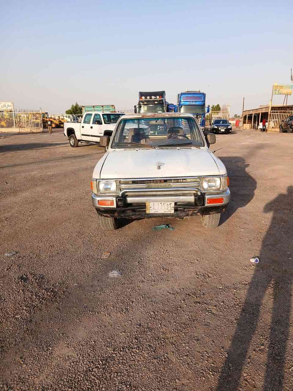 السلام عليكم بيكم البيع السعر ٤٦ المكان الزبير رقم الهاتف ***********
