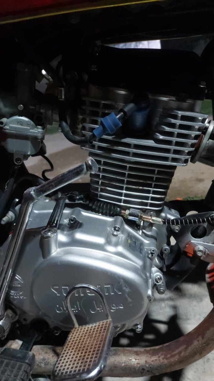 سلام عليكم  دراجة سونيك موديل 23 دراجة نضيفة حيل بس ناقص دشبول كهربائي شغال كلهة دراجة محركه اخرس او ما مفتوح كبس دراجة كلشي بلدي لحد سويج بي منفيس بلدي دراجة سعره 500 او مروسة حسب قناعة مكاني كركوك


**إذا كنت صاحب هذا الإعلان وتريد حذفه لأي سبب، رجاءا أرسل رسالة إلى الدعم الفني**