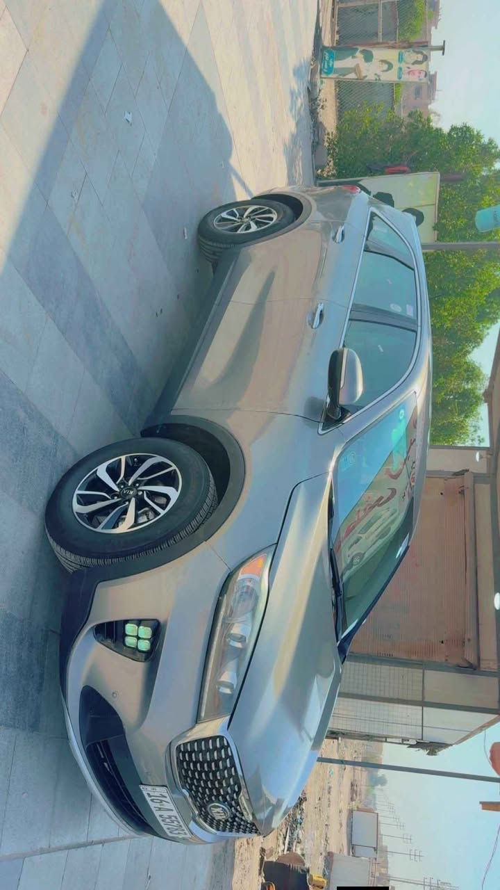 كيا سورنتوا موديل 2019 شكل ال20
وارد أمريكي الضرر جاملغ وبنيد بدون دواخل كفاله+كتاب فحص وصورة الحادث
سنويه بسمي رقم دولي وهزه جديده
محرك 4 سلندر
نص فول
اشاير بالمري
تحكمات جهتين
شاشه كبيره
شاشه اعطال
حساسات
كير ومحرك تبريد تخم تاير كله جاهز مجهز 
مكان السياره الناصريه 
السعر ١٥٥وبيها مجال بسيط 
‏‪***********‬‏ ناصرية, ذي قار
