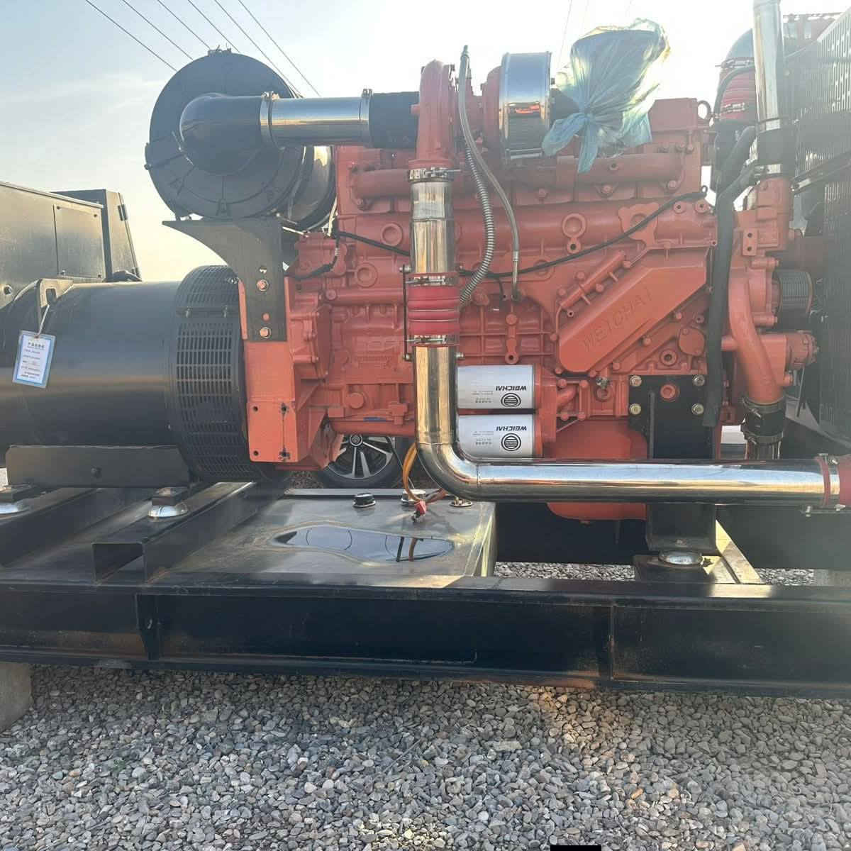 ⚡ مولد كهربائي اشتاير P13 – قدرة 450 KVA ⚡
🔹 القدرة: 450 KVA
🔹 الاستخدام: مخصص للمعامل وتوزيع المنازل
🔹 الموديل: Steyr P13
🔹 الحالة: غير مستعمل – صفر
🔹 المنشأ: الصين (طبخة أصلية)
🔹 رأس التوليد: نحاس 100%
🔹 نظام التبريد: راديتر ماء خمس سراوات
🔹 لوحة التحكم: بورد ذكي – أحدث إصدار
✅ أداء قوي وثبات عالي تحت الأحمال
✅ مناسب للتشغيل المستمر 24/7
✅ كفاءة عالية وعمر تشغيلي طويل
✅ الحل الأمثل للمشاريع والمعامل الكبيرة
📦 جاهز للتسليم الفوري
💰 السعر منافس.   110$
📍 العنوان: بغداد جديده الشط مقابيل مطعم سامان 
📞 للاستفسار:***********
