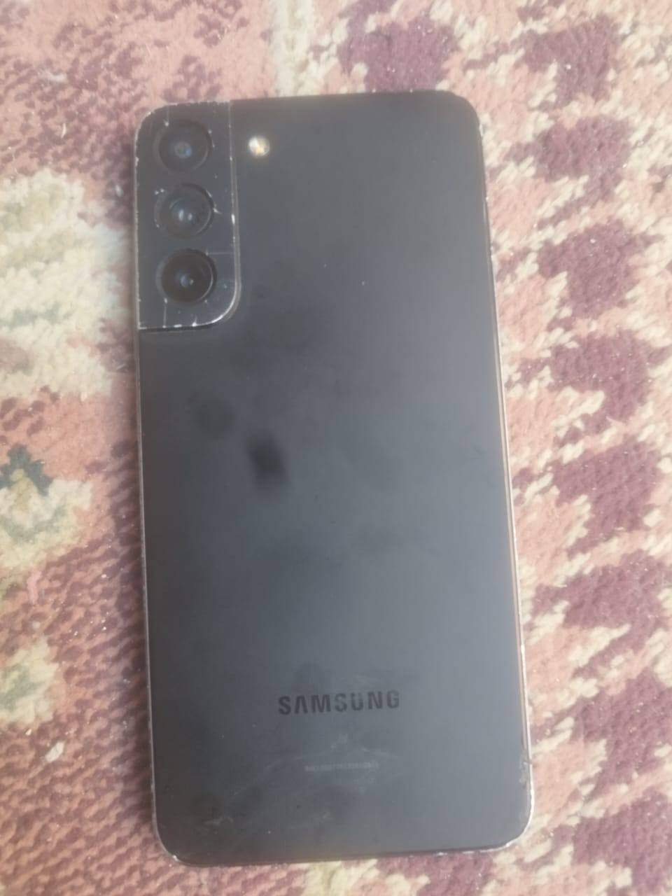 مراوس
ماكس لو حته كايمه كون بغداد بس مو بعيد 
وتساب *********** 
معالج سناب دراغون وحش الاعاب 8 جين 1
كامره 8k
ببجي ٩٠ فريم مابي تقطيع 
ذاكره 128\8
