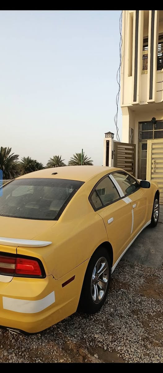 السلام عليكم جارجر موديل ١٣ رقم بغداد الجديد خطه بغداد عمارة مصفرة هية وغرامات المكان بغداد الزعفرانية حادثه جاملغ وبنيد وبيه جاملغ خلفي تفاصيل اكثر اتصل *********** السعر ١٢٥ حدادية أمامية خلفية كلة جديد تخم تاير
