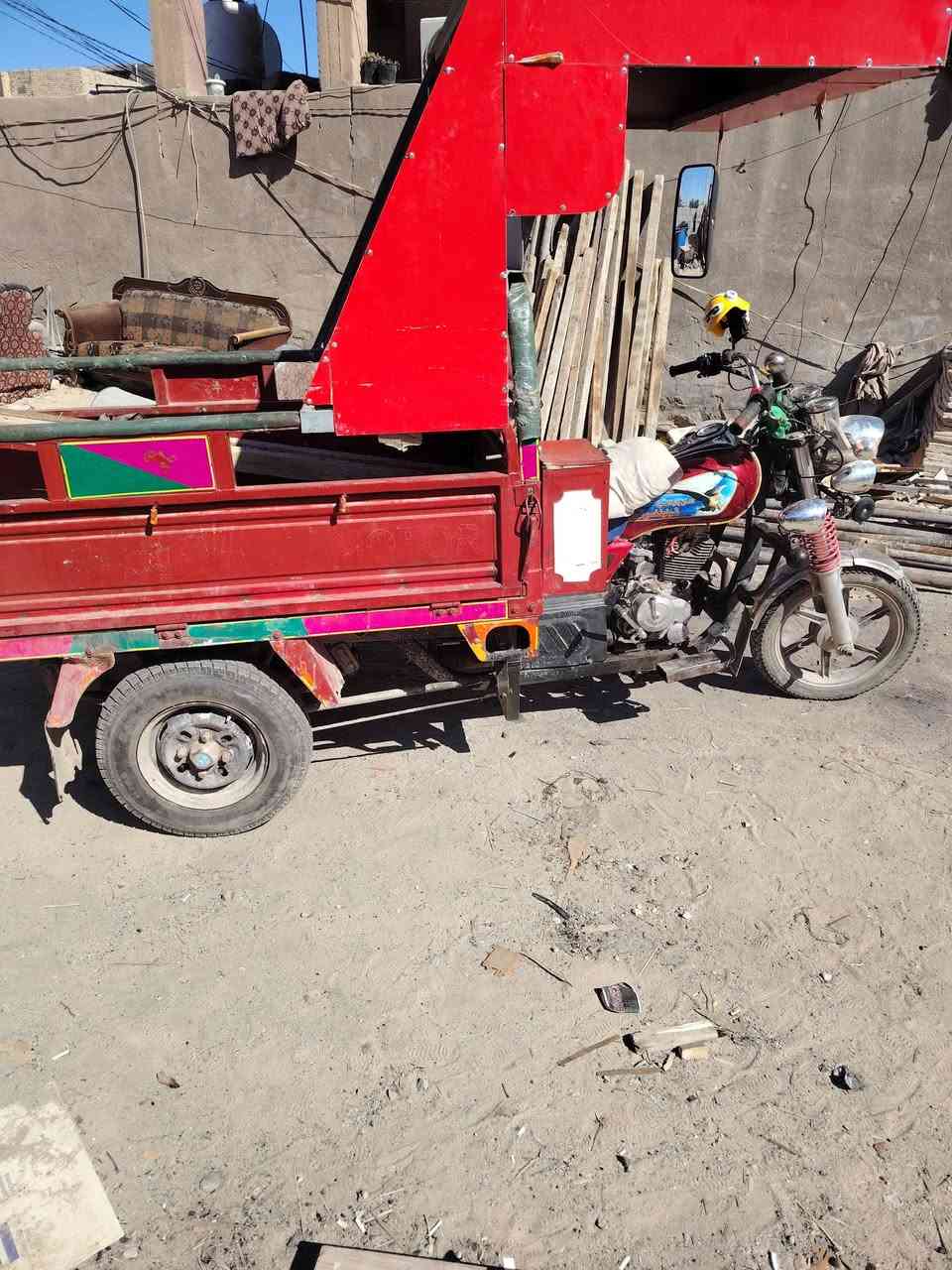 السلام عليكم ستوته للبيع موديل 16 محرك 21 كهربائيات شغاله محرك شغال فقط خياس بلبدي السعر 1250 وبيه مجال حك الجيه التواصل الاتصال بلرقم ***********
مكان كربلاء المقدسه حي العسكري
