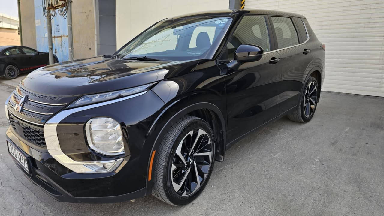 میسوبیشی اوتلاندر 2022
بی ئیرباک دەبل ئەکسل
بسەبونی دی بویاغە
ڕەقەم شەنسیم داناوە
سیعری 198مەجال
ژ*********** فایبر واساب 
ئەمریکی ماشاللەزووجوان ماوەتەوە
