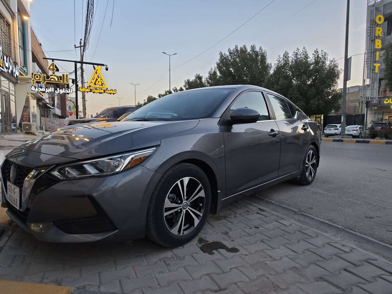 نيسان سنترا وارد موديل 2022 (SV)
سيارة بأسمي جديدة 
 عليهه تغليف عازل صوت وحرارة ناشر صوره
عليهه عازل حرارة للزجاج
حادثة مال اميركا الجاملغ الخلفي
بيهه تعديل بي دي ار جاملغ امامي قليل بدون صبغ مثل ما مأسر عليهن 
يجي وياهه سستم صوت JBL 
بعده ما مشدود 
ماشية 43000 ميل قابل للزيادة 
السيارة عايشة عالبانزين المحسن والسوبر ودهنه كله موبل 1 

سعره 145 ورقة 

***********
