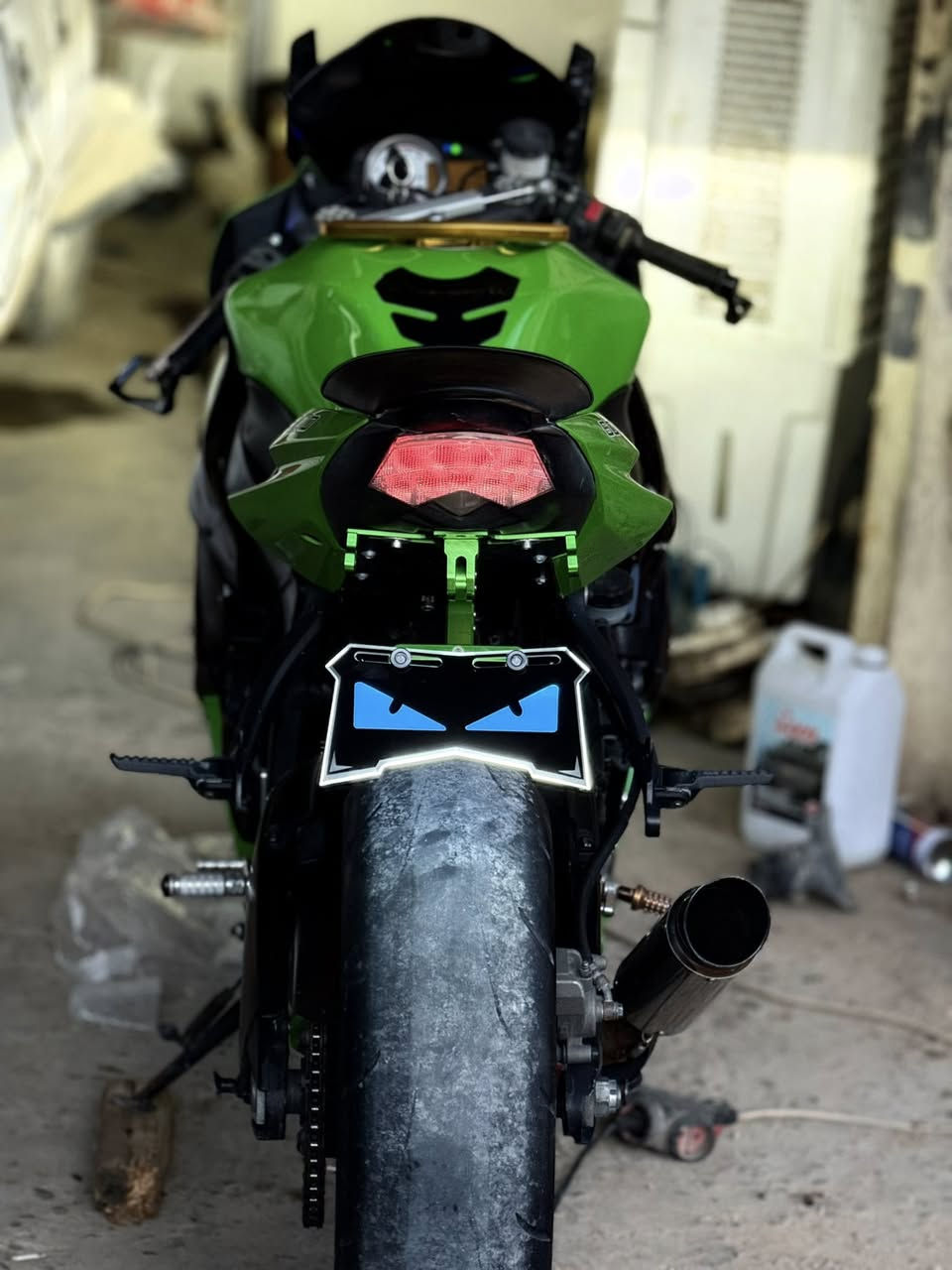 سلام عليكم شباب كاوسكي 600 للبيع مكفوله من كلشي ترايك وين ما تريد فول نشاط 1/2/3بطناش بعدهه جديده موديل 2012كهربائيات فول السعر 28وبيهه مجال للاستفسار***********
