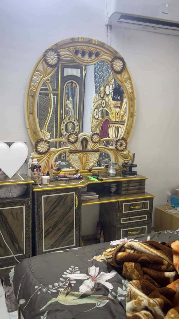 غرفه عراقي 6 قطع نضيفه بدون اضرار تكمه ثكيله  صاج  غرفه مرتبه 
السعر/ 650 بيها مجال
العنوان/ بغداد الصويره


**إذا كنت صاحب هذا الإعلان وتريد حذفه لأي سبب، رجاءا أرسل رسالة إلى الدعم الفني**
