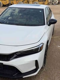 للبيع  هوندا سيفك موديل 2025 سبورت اللون ابيض  تشغيل عن بعد   ويل كب س...