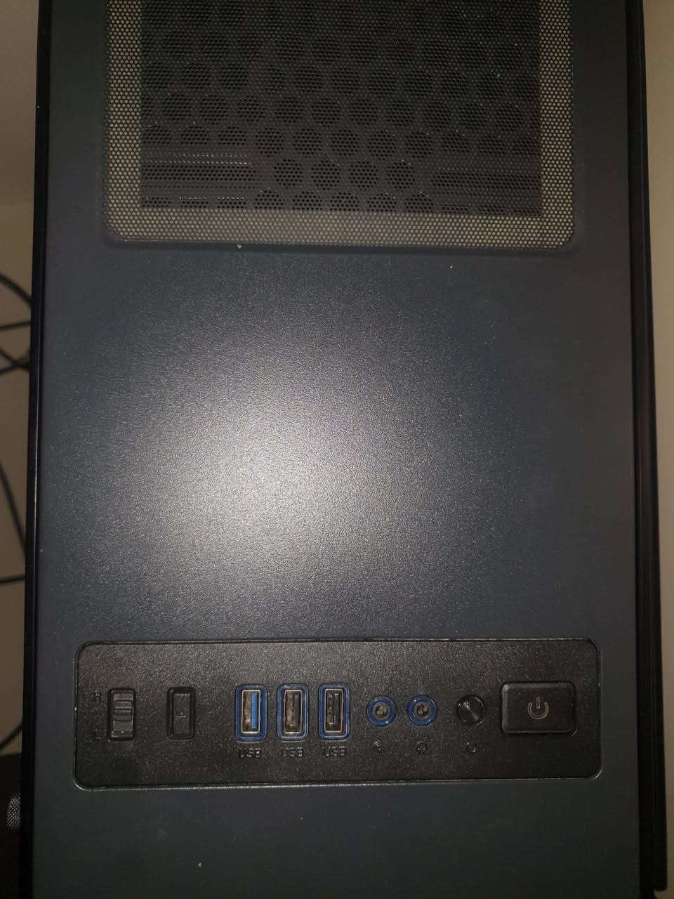 Case gammax atx
وية ٣ مراوح 
السعر ٥٠الف توصيل ما موجود لان جام
مكاني بغداد البلديات دور العمال


**إذا كنت صاحب هذا الإعلان وتريد حذفه لأي سبب، رجاءا أرسل رسالة إلى الدعم الفني**