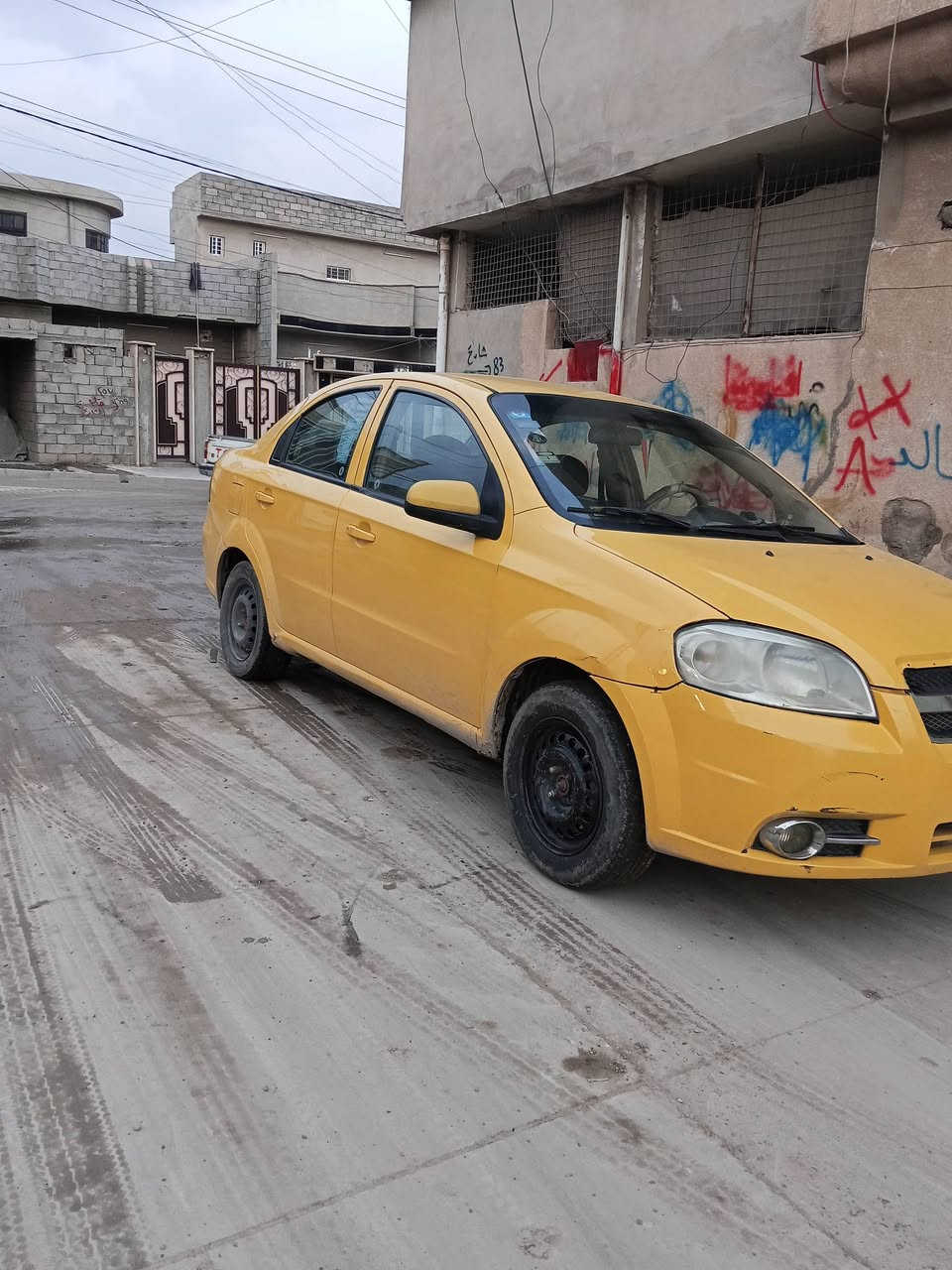 للبيع افيوو موسسه خليجي الشركه العامه مكينه استرا مكينه وكير شرط مبدل جاملغ امامي  اليمين بدون دواخل والباقي شرط مكفول كابون بانزين بيها مشروع وطني سنويه 2029 شرعي بالموصل تبريد تدفىه كلوو شغال للاتصال ع رقم بي واتساب ***********
