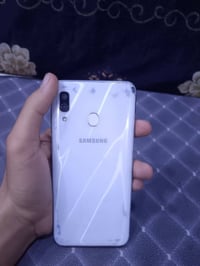 سامسونج A30 • ذاكرة ٦٤ • شاشه اصليه