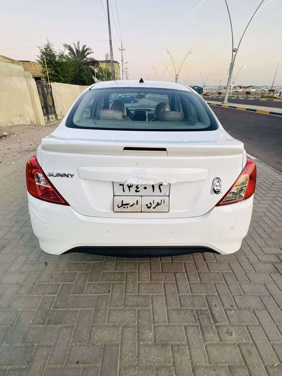 السلام عليكم بيع مستعجل جداً جداً إذا مو شراي لا تتصل أترجاك  سيارة نيسان سني هندي أربيل  موديل ٢١ السنوية بعدلهة ٣ اشهر سيارة شوف العين نظيفة واي تبديل مابيهة بس باردات والسونار موجود وي الصور  السعر ١٠٥ 
رقم الهاتف *********** 
السيارة بالبصرة القبلة
