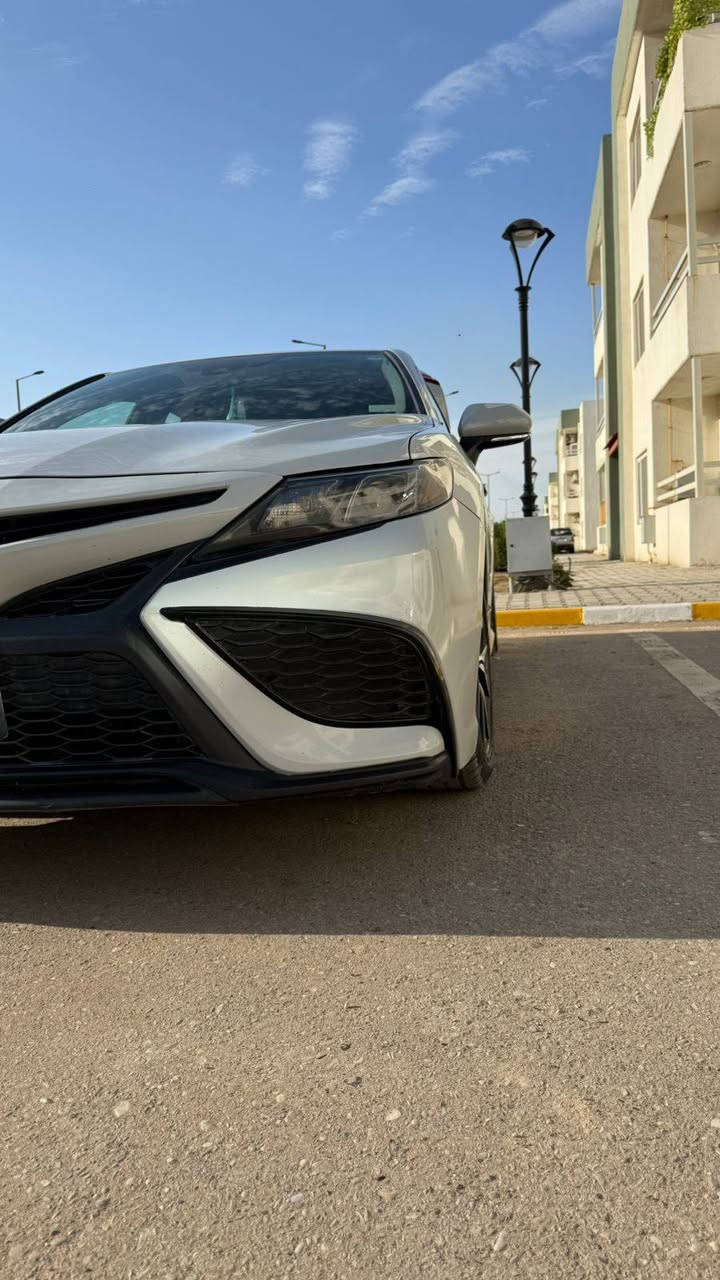 سلام عليكم ورحمة الله وبركاته كامري موديل ٢٤ لون اسمنتي وارد أمريكي ماشيه ٤٧ رقم أربيل ***********
