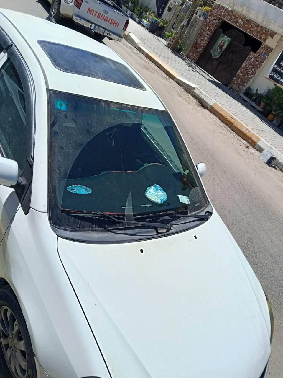 بي واي دي اوتو. بيهة صبغ بابين جاهزة مابيهة نقص  وقم بغداد بسمي هاتف***********
سعرهة52
