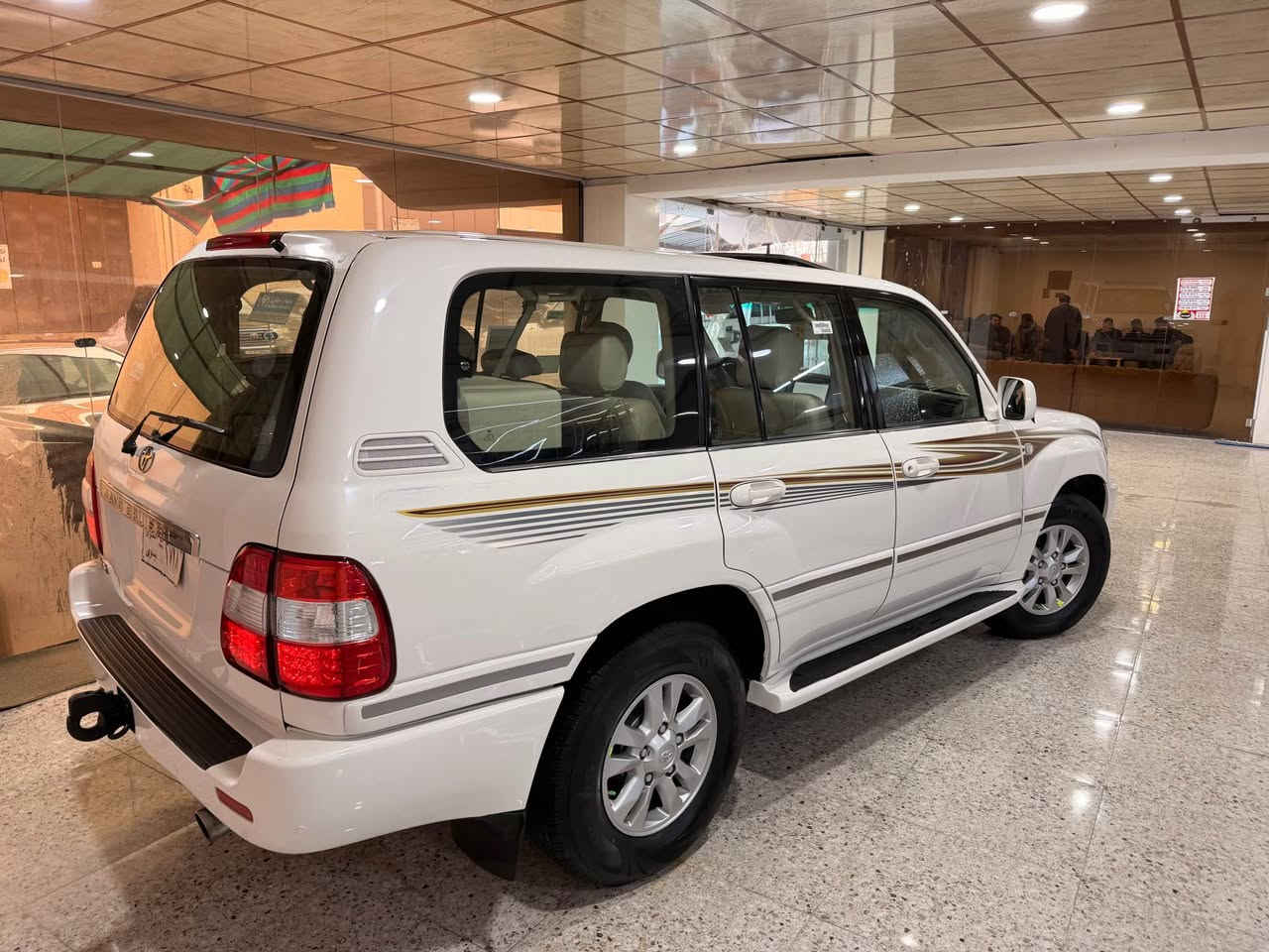 مۆنیکا ٢٠٠٤ GXR فول مواسفات 
سلایت تۆماتیک ناوزەرد دیفلۆک سەلاجە کوشن جلد جانتا کوشن دەفتەری 
ئارم پلاستیک دهۆک + تەحویلە و سەنەویشی لەگەلە 
ئارمو ئەوەلیات هەموو بەشەرت دەفرۆشم 
گیرومەکینە بەشەرت بێ عەیب
بۆیاخ /وەکو بۆیاخ پارچەی نیە تەنها سەر قەوسی چەمەلەخی دواوە کەمیک بۆیاخە 
سەیارەکە نمونەیە لە جوانی هەموو گیانی بەشەرت 
نرخ/ ١٤٨ 
شوین/ رانیە 
کۆرەک/   ***********
ئاسیا  /  *********** رانية, السليمانية
