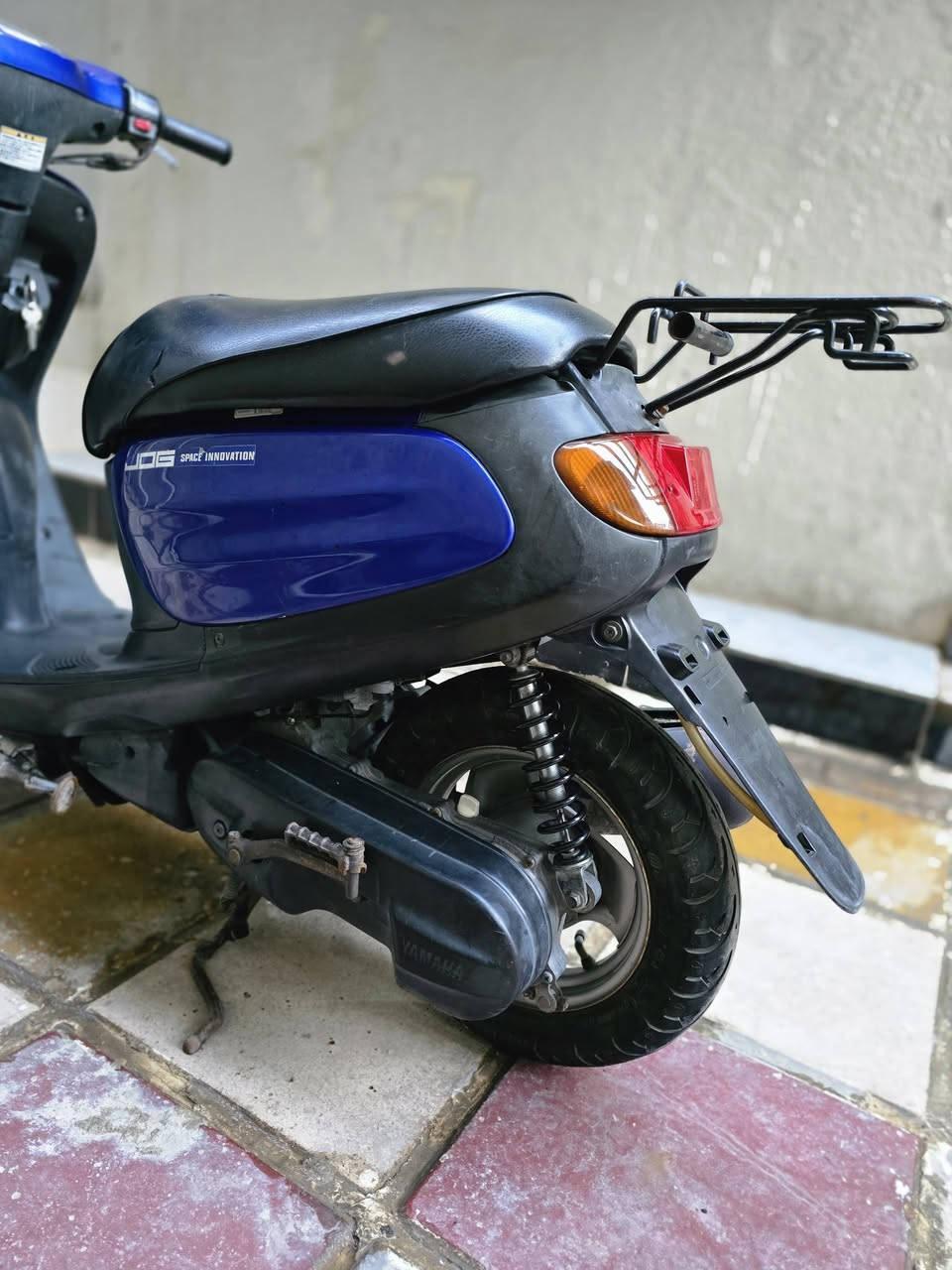 السلام عليكم دراجة منغولي لون ازرك مكفوله دراجه قبل فتره مطلعها من الحاويه مكان ناصريه مركز ***********
