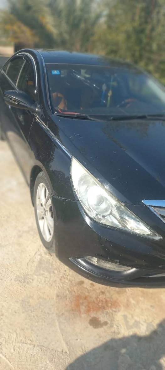 السلام عليكم سياره سوناته تيربو 2400 وارد امريكي موديل 11 رقم بغداد للبيع بسمي تحويل ثاني يوم بيها تبديل بنيد وجاملق السعر 95 بيها مجال بسيط المكان بابل الاتصال على الرقم ***********
