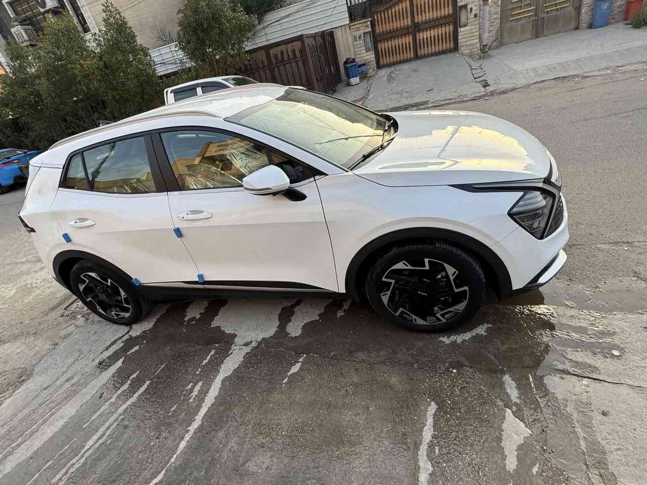 السلام عليكم كيا سبورتج 2025 خليجي ام الضمان كفالة عامة ماشية5000 الاف
فول مواصفات عدى البانوراما

كشن تدفئة 

ستيراً تدفئا 

بصمة تشغيل

دخول ذكي 

تشغيل عن بعد

هند بريك بصمه

ماوس مود درايف

رادارات جانبي 

حساسات امامي خلفي 

هيتر جام

شاشه و كيجات دجتال الكتروني 

شاشة نفكيشن كار بلي 

محرك 2000 دوش

شفتات كير بالستيراً

أشاير بالمري

شاشة كبيره اندرويد 

كاميره دواره 

يدات نيكل 

المري كهربائيه شفط

ليد خلفي 

شاشة كبيره نفكيشن كار بلي

ويل كب كروم

مانع انزلاق

شاشة اعطال

تحكمات ستيراً جهتين 

كروس سرعة 

مود درايف 4 انطمة قياده 

لايت زنون ثلاث عدسات.                                          

جنطة كهرباء 

كشن سائق ولبصفة كهرباء

رقم بغداد الدولي سنويه وهزه جديده

السعر 238

رقمي***********

مكان السيارة : بغداد طالبيه
