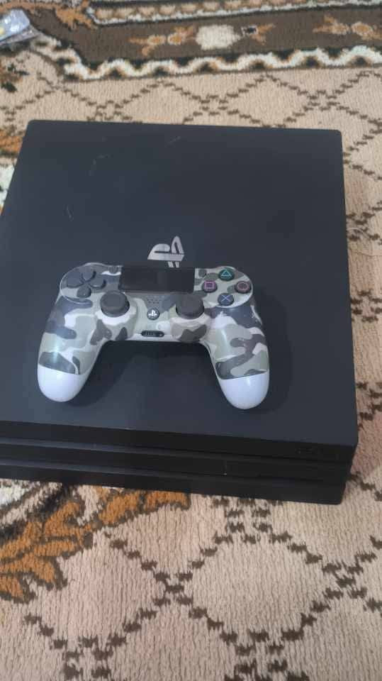 سلام عليكم جهاز بلايستيشن فور برو PS4 PRO واحد تيرا مامفتوح لوك ستيكر مهكر نضام 9.00 الي هو يعتبر افضل نظام من ناحية التهكير واكيد يبقى مستقر نضافته 99 %👌🏻✅ الجهاز مضمون من كل النواحي وثلاث 3 يدات🎮🎮🎮 مفولات العاب حسب الطلب ومن اختيارك هم وكامل ملحقاته من واير الكهرباء وال HDMI وشاحن اليدات الالعاب كدامكم معروضه والجهاز نضيييف لابعد الحدود والله العظيم الجهاز سعره 360 الف فقط وبي مجال هم وهذا الرقم للاستفسار على الارقمام الموجوده:*********** *********** عنوانا بابل وموجود عدنا توصيل 🚛🚚
