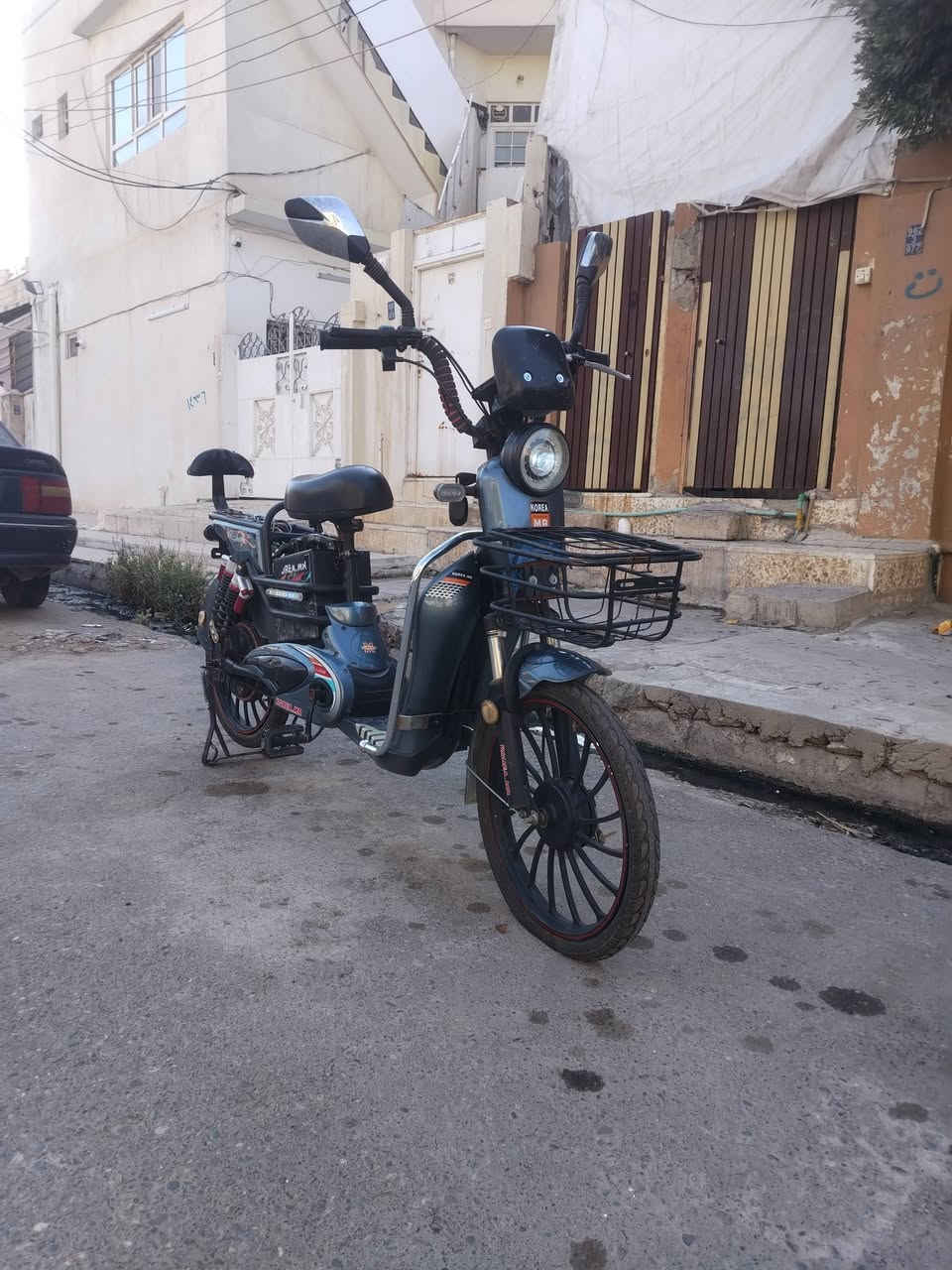السلام عليكم  ماطور شحن للبيع حجم 20 ماطور باترياتو موجود ما منفوخين بس يشتغل ما يمشي معرف شنو السبب 5باتريات دبل السعر اب 100من الاخير شراي تعال خاص عنوان موصل حي البلديات رقم الهاتف *********** بي وتساب
