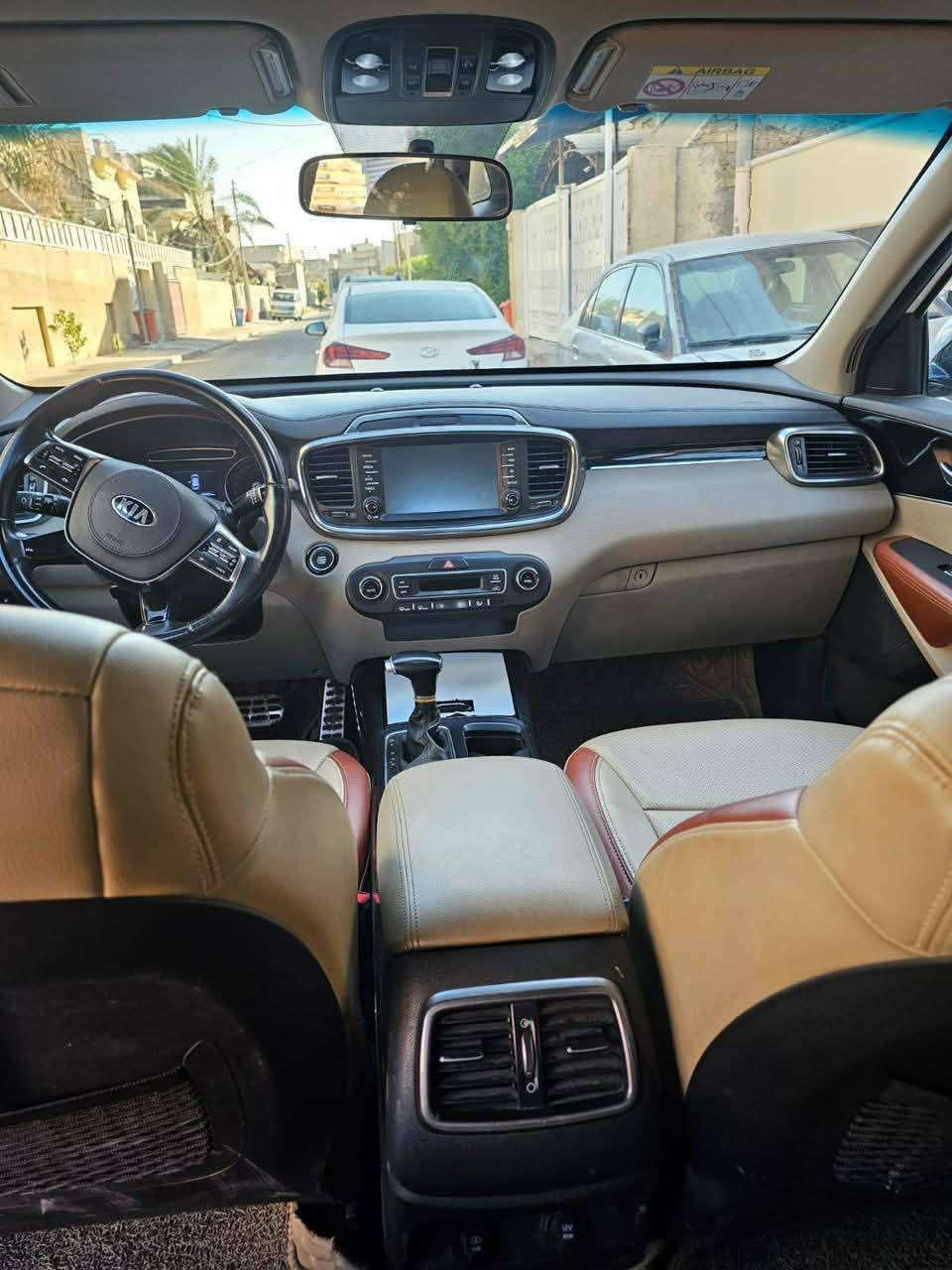 سورنتو ٢٠٢٠ رقم قادسيه ماشيه ٦٢ الف محرك وكير وحداديه شركه مكفوله من الصبغ والضربه والتبديل عدى كارت ٤ اصابع فقط مواصفات واضحه بالصوره معروفه  للبيع فقط بدون مراوس سعر ٢٧٠  وبيه مجال  *********** متوفر واتساب
