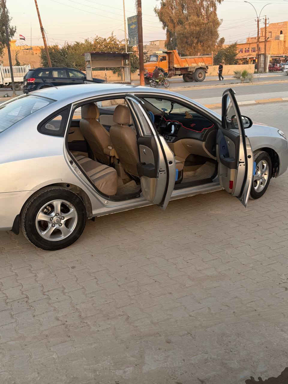 للبيع النترا موديل 11سياره كلين بدون حادث رقم شمالي 
المكان تكريت السعر 125 وبي مجال 
***********
