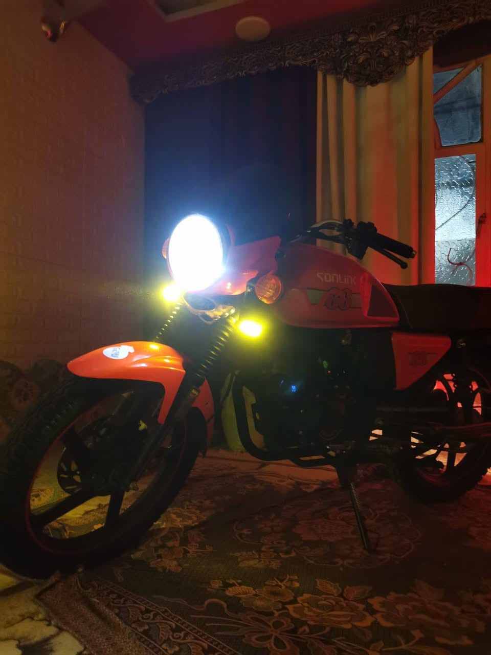 السلام عليكم شباب درجه سونك مديل 23رقم نجف بسمي شوكت ما يعجبك اداورلك محرك 200 هستوني مجفته على سحك مكاني نجف شارع الحولي سعرها 1450وبيها مجال وهذه رقمي ***********
