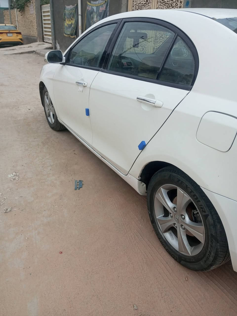 سلام عليكم من رخصة مدير الكروب ام كراند موديل 2011رقم بغداد بسمي مكينه وكير كورلا قبل سبوع شادهن مال حاويه مشط جديد باتري جديد حداديه جديد كهربائيات تبريد تخم تاير كله جديد شرط سياره الف ما ذب عليهه جاهزه سياره مرشوشه حزام جماليه سياره حلا من صور سعر 55وبيهه مجال مكان ناصريه رقم ***********
