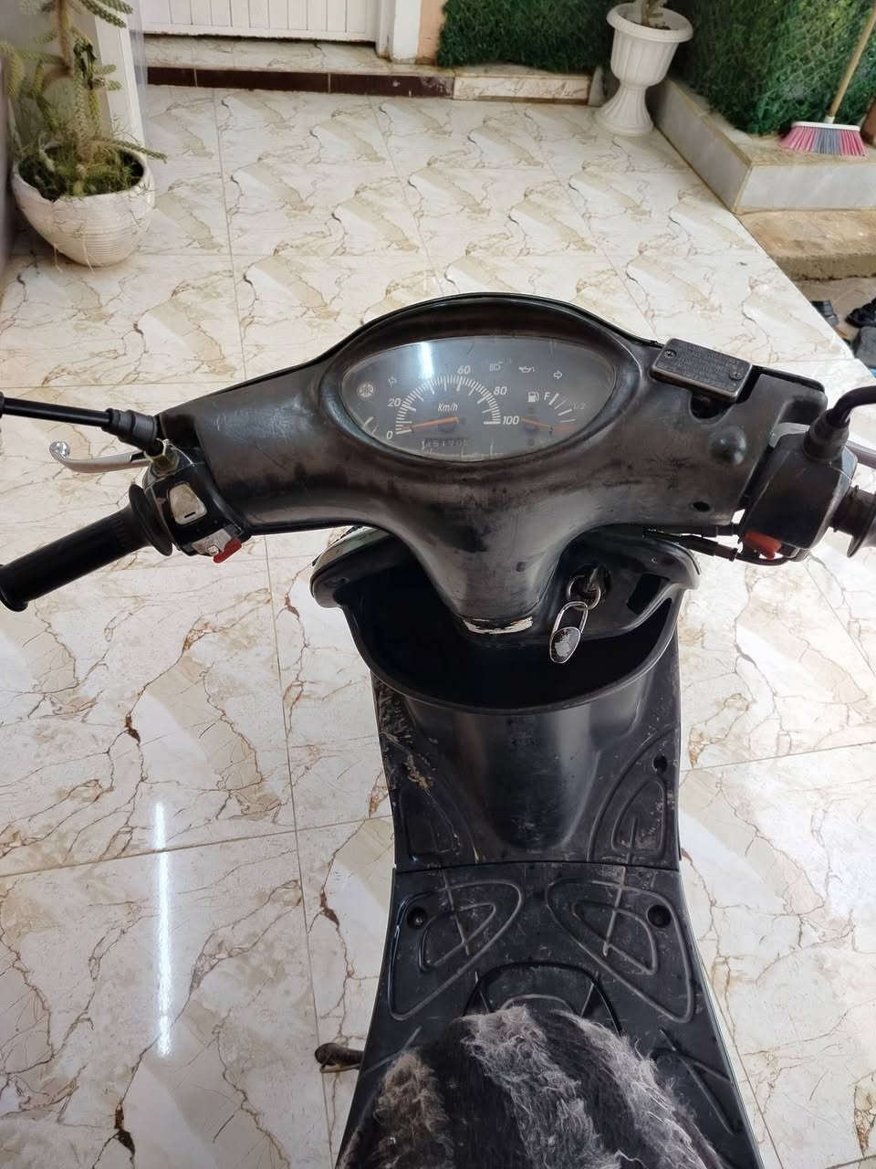 للبيع ماطور لكزس سرعه 100 كله شرط مكاني الموصل شلالات  منيه شرط***********
