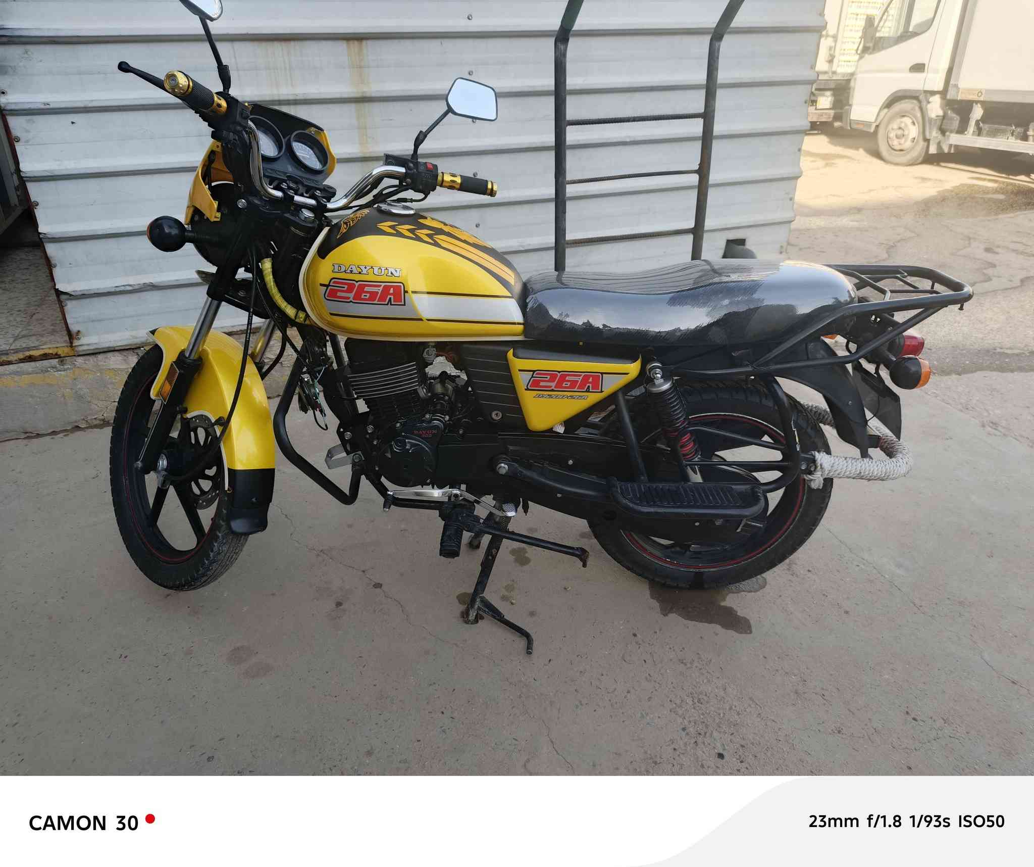 السلام عليكم حبايب متاح دراجه دايوان موديل 23 محرك 200 دراجه مابيه نقص برغي السعر مليون و400وبيه مجال مكاني حله نادر الثالثه الي يريدها هذا  رقم تلفوني *********** وبي واتساب خاص مامتواجد
