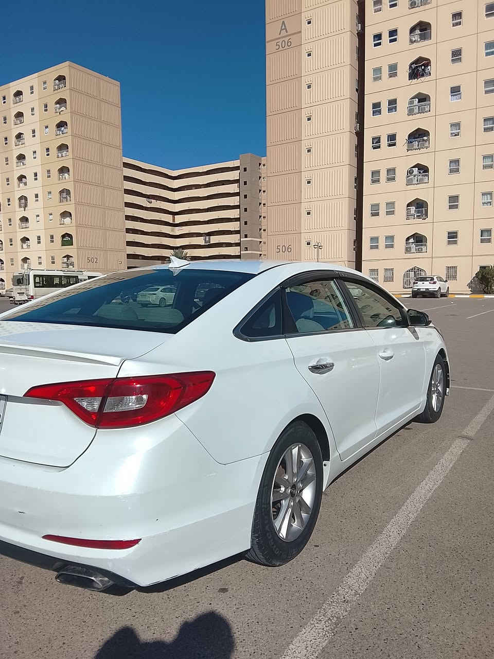 السلام عليكم
سوناتا 2016 وارد امريكي
محرك 2400 GDI
رقم بغداد
حادثها جاملغ السائق فقط مصلح نفسه 
بدون تبديل
بيها صبغ بنيد وقماره بسبب تكشير 
ماكو قطرة معجون
السياره كلها ليبل واحد
سعر ( 128 )
وأن شاء الله بيها مجال بعد المعاينة والفحص
عنوان بغداد مجمع بسمايه 
***********
