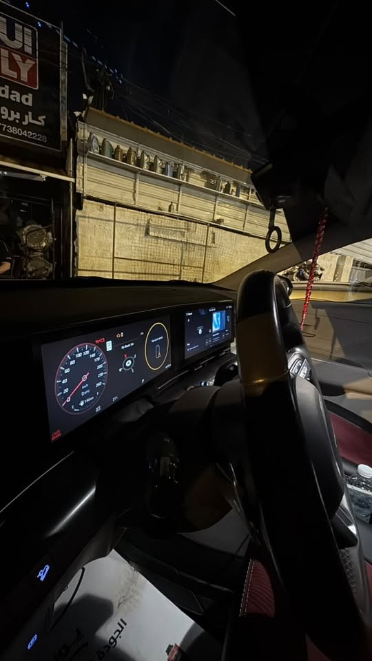 للبيع هونداي كونا 2024… فرصة للي يدور سيارة نظيفة ومضمونة 🔥
🚗 هونداي كونا 2024
⛽ بنزين
📍 الممشى: 62 ألف كم

✨ المواصفات:
✔️ شاشة ديجتال متصلة
✔️ كاميرا
✔️ حساسات أمامية وخلفية وجانبية
✔️ رادار أمامي
✔️ مثبت سرعة
✔️ نظام الحفاظ على المسار
✔️ تشغيل بصمة + مفتاح احتياط

🛠️ حالة السيارة:
✅ بدون قطرة صبغ ومكفولة
✅ الحادث موضح بالصور بكل شفافية
✅ شفة البونيت مصلحة (بارد)

💵 المطلوب: 17,500 دولار
🔹 بيها مجال بسيط للجادين.

📍 مكان السيارة: بغداد

📞 للاستفسار:***********
