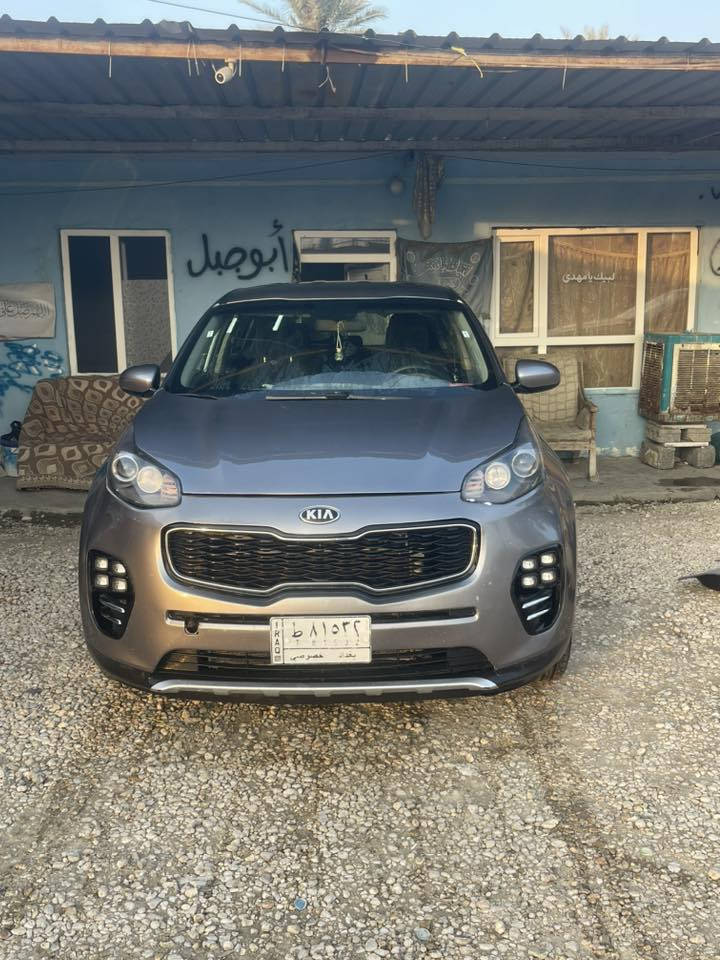 سبورتج ١٨ امريكي سياره جاهزه مابيها نقص  بيها ٣ قطع صبغ   سعر ١٤٠ وبيها مجال *********** مكانها صويره واذ مراوس سورنتو امريكي ٢٠ موديل ١٩
