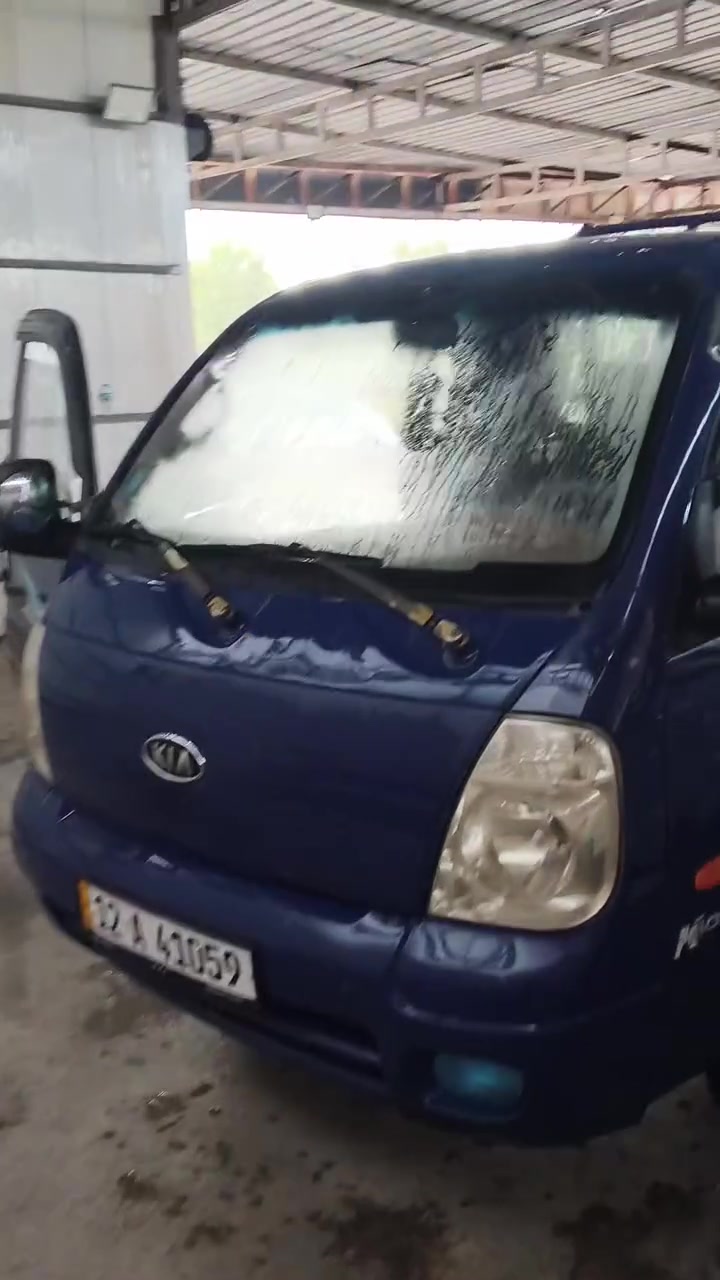 سلام عليكم كيه  بنكو ثري محرك 3000مال ستارلكس موديل 2005رقم نينوئ نكليزي بسمي هزه ال شهر الثاني خطم جديد باتري جديد غفل مركزي مكينه كير اكسن كلها شرط السعر75) ***********

