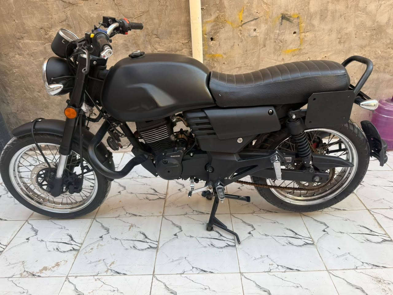 السلام عليكم دراجه دايون لايتي للبيع موديل 19 طالعه ب 20 نضافه فول كفاله عامه اوراق أصولي تحويل يم مكتب حسين السعر مليون و 150 وبيه مجال للشراي مكاني كربلاء الحر الاستفسار اتصل ***********
