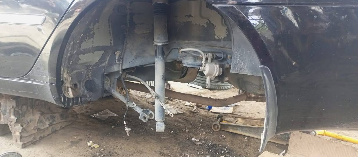 بسم الله الرحمن الرحيم
#كراج_الأخوين_حجاج و#ابو_سجاد_الحمداني
  ويوجد كادر #مصطفى_العبادي 
#علي_الحمداني  حداد صدر  وعمل بور وعمل ماطور استيرن وتجفيت مشط استيرن كهربائي نعمل جميع انواع السيارات ياباني كوري صيني ايراني امريكي جميع السيارات نعمل ويكون من ضمن العمل ميزانيه مجانيه ويكون العمل ضمان اذا لم يعجبك العمل لم تنطي اجوره ابد ويوجد ادوات احتياطيه لجميع السيارات وللعلم والاطلاع فحص السياره مجانا ويكون التشخيص 100/100
الاتصال على الرقم 
‏‪***********‬‏
